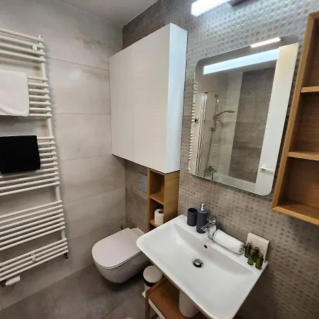 Grand Pipera Apartment *