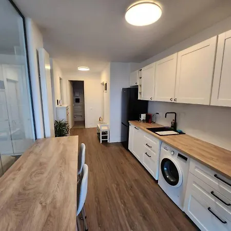Grand Pipera Apartment *